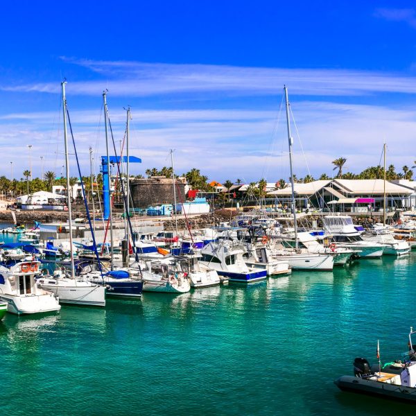 Caleta-de-Fuste-2024-Marina-View-Shutterstock-1571497087-Hybris